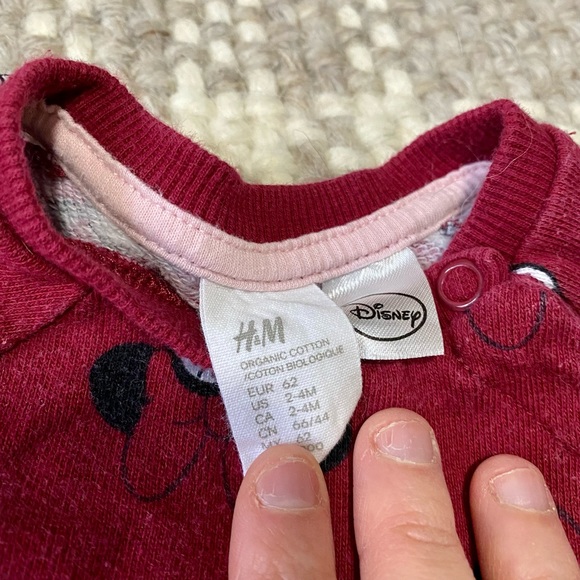 Minnie Mouse H&M Sweatsuit - Picture 3 of 3
